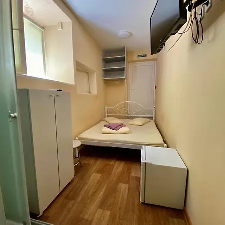 адмирал Ostello *