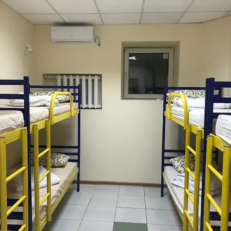 Vandrarhem адмирал *