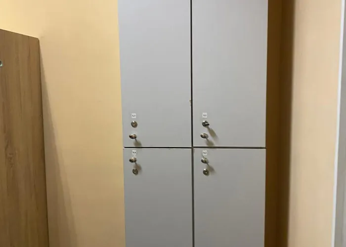 адмирал 호스텔